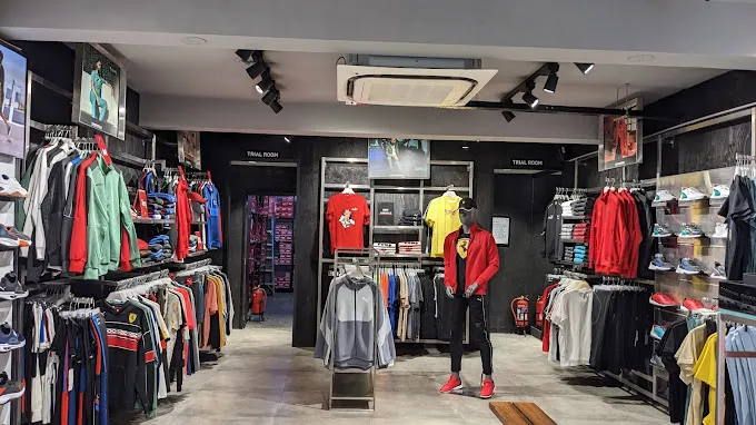 PUMA Store